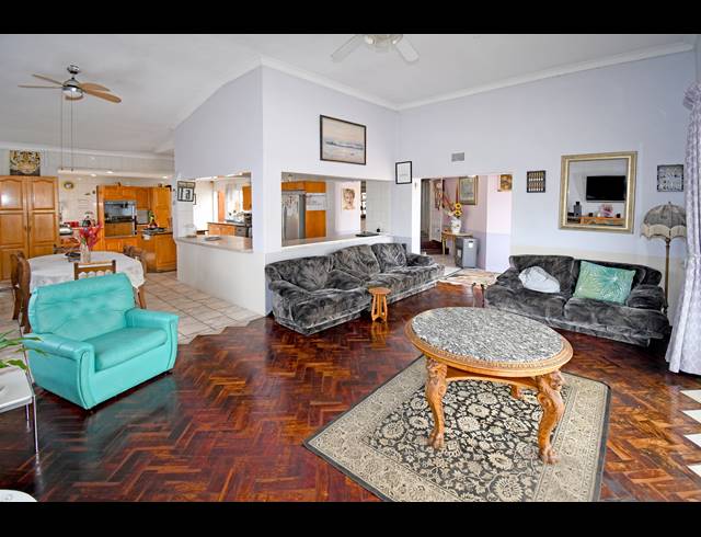 3 BEDROOM HOUSE FOR SALE IN GLENHAZEL